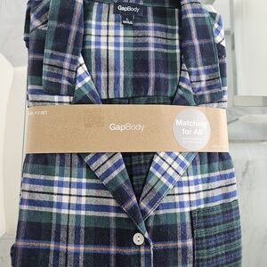 GapBody Plaid Pajama Set